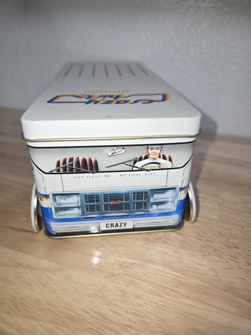 Crazy Shirts Bus Tin